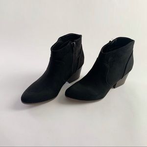 XOXO ankle booties-Black